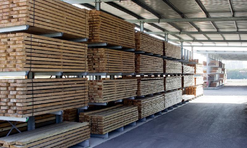 15 000 m3 de produits en stock